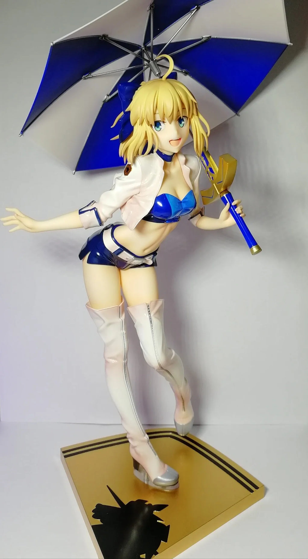 24CM Anime Fate/Stay Night Unlimited Blade Works Altria Pendragon Saber Figure TypeMoon Racing ver  1/7 Model Toy Doll Figure