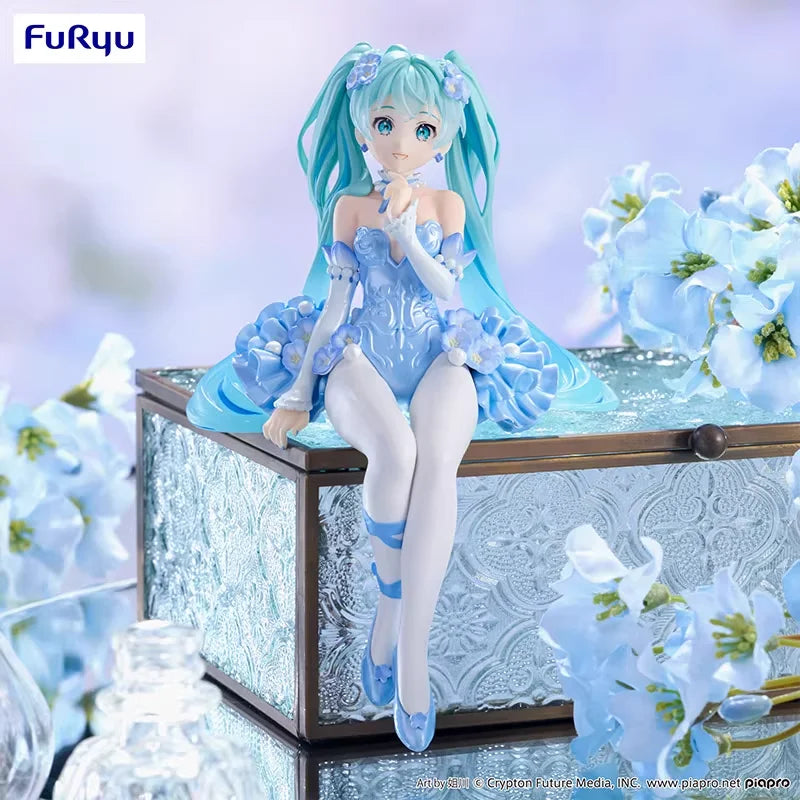 В наличност Оригинална FURYU Hatsune Miku Flower Fairy Nemophila Pale Blue Ver. Noodle Stopper Фигурки Аниме Фигурка Модел Колекция