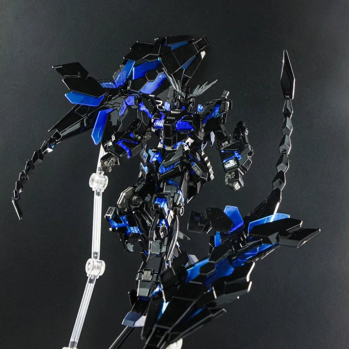 XINGDONG XD Phoenix Unicorn Nr. 3 HG 1/144 Zusammenbaumodellbausätze Galvanisierte Actionfigur aus dunklem Stahlsilber von Phoenix Roboterspielzeug