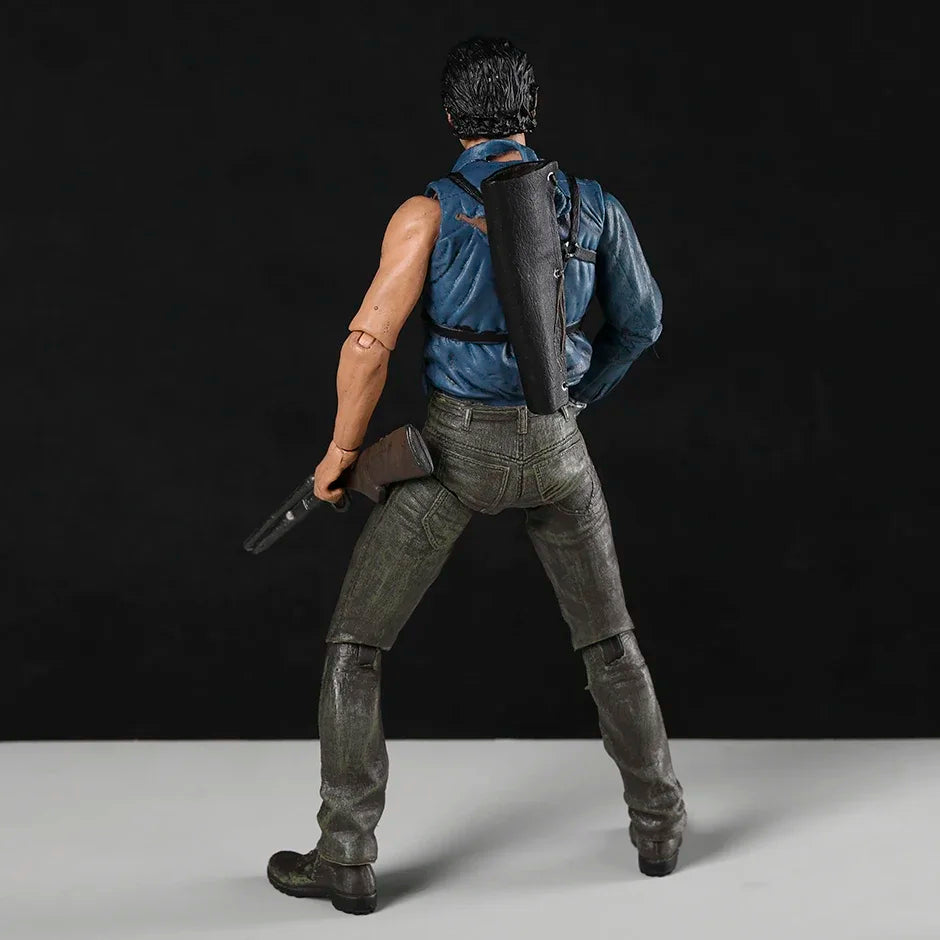 NECA Evil Dead 2 Ultimate Hero Ash Action Figurine Collectible Model Toy Halloween Horror Movie Figure