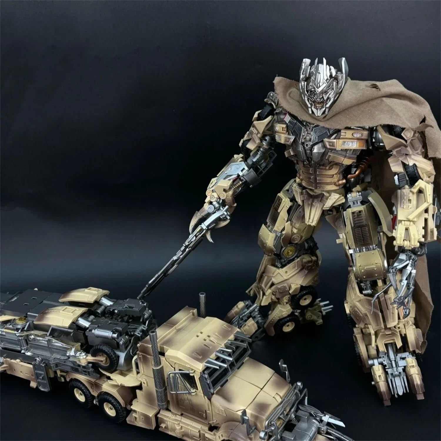 Transformation DP01 DP-01 Oil Tank Car Alloy Enlarged Desert War Damage Edition  35CM Autobot Action Figure Toys Gifts IN STOCK