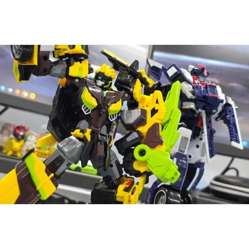 2025 New Model 20cm Deformation Robot Toy Convertible Action Figure Plastic Model Robot Car Toy Children Gift Collectible Statue