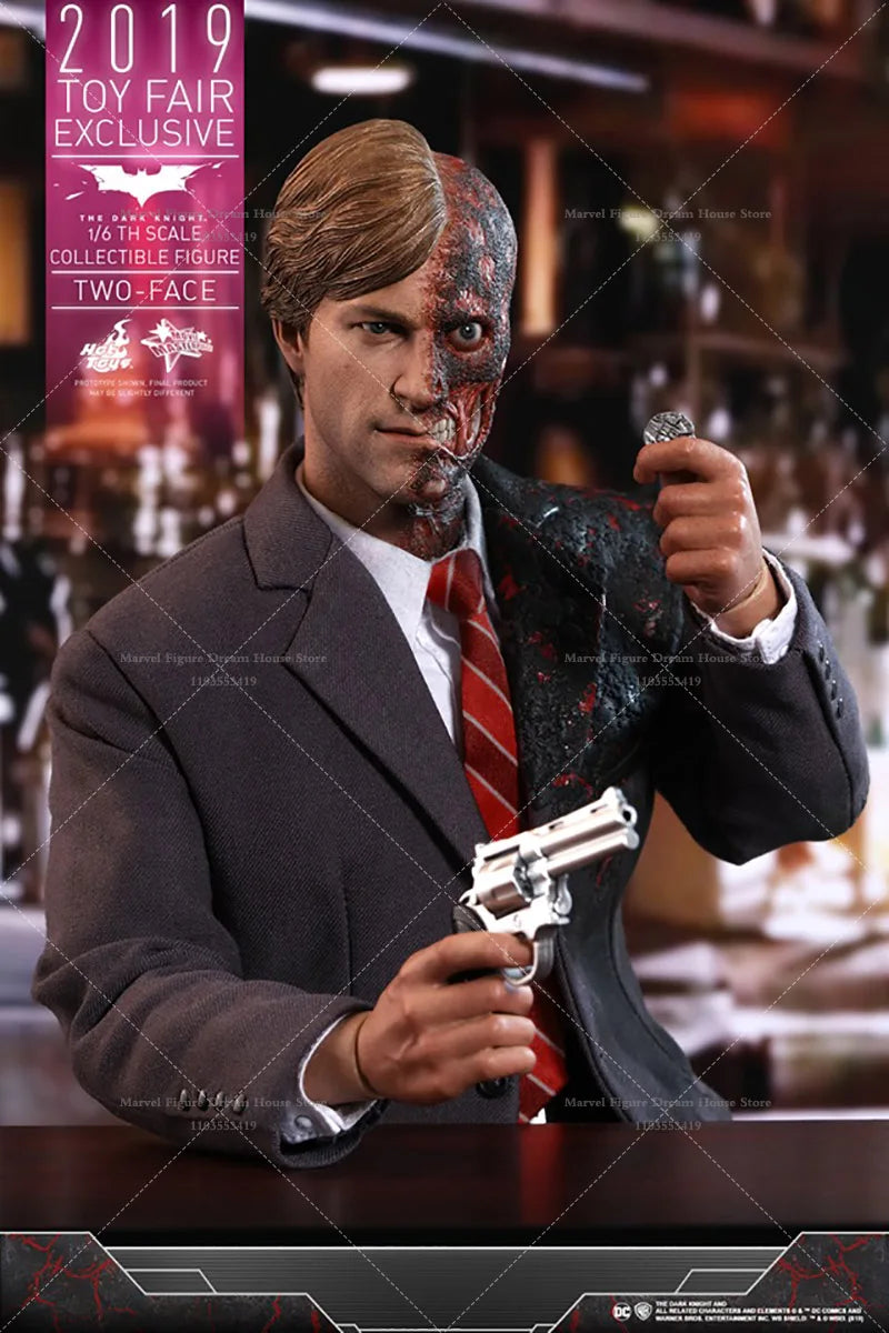 HOTTOYS MMS546 1/6 Scale Two-Face Harvey Extremization Absolute Justice Souvenir Coin 12-inch Full Set Action Figure Soldier