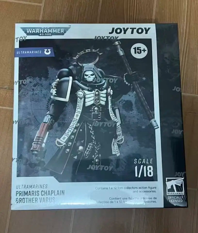 JOYTOY Warhammer 40K 1/18 Action Figure Ultramarines  Primaris Chaplain Brother Varus Anime Figures Toys Collection