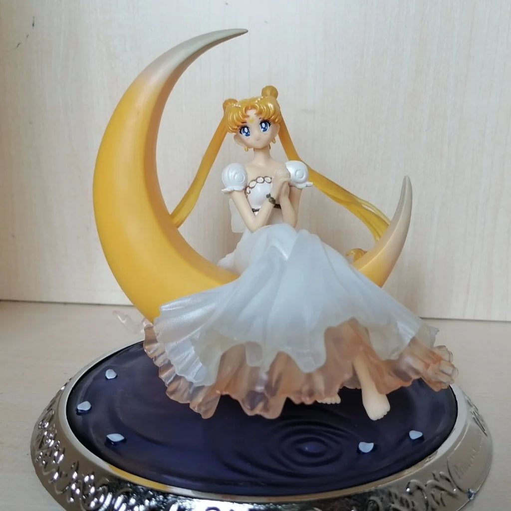 Sailor Moon Ornament Anime Surrounding Aesthetic Figure Model Glowing Night Light Room Desktop Decoration Cute Toy Children Gift