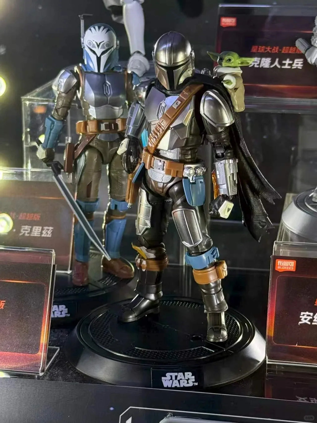 Original Blokees Star Wars - CHAMPION CLASS - The Mandalorian Din Djarin and Grogu Bo-Katan Kryze Assembleable Action Figures