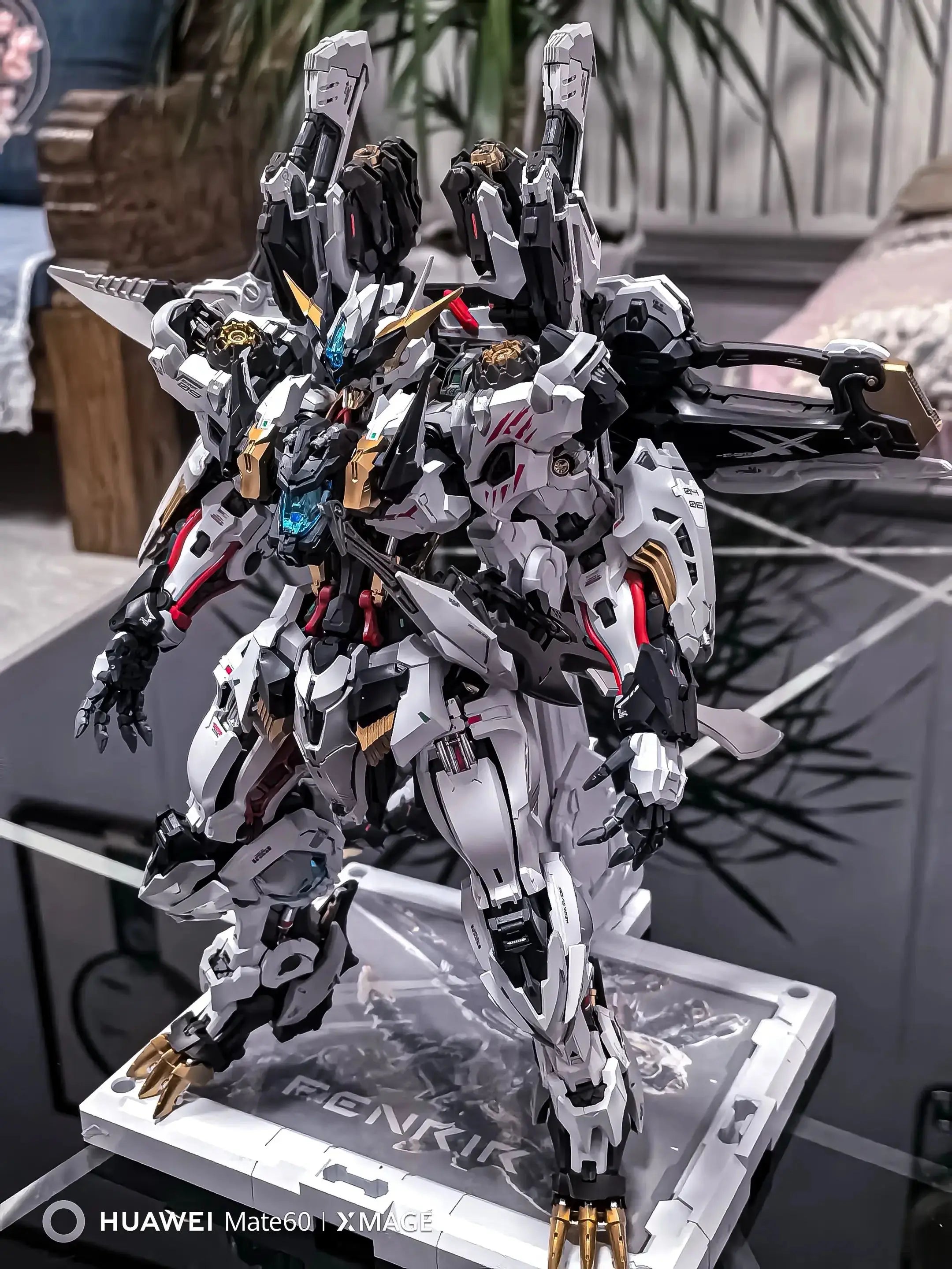 In Era+ Infinite Series Fenrir 1/72 Scale Plastic Model Kit, Original Mecha Collectible Building Model