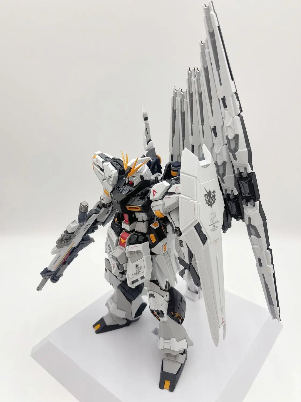 In Stock V-TIGER VT01 02 MG 1/100 RX-93 Alloy Skeleton Assembly Model Kit Action Figure Plastic Model Toy for Christmas Gift