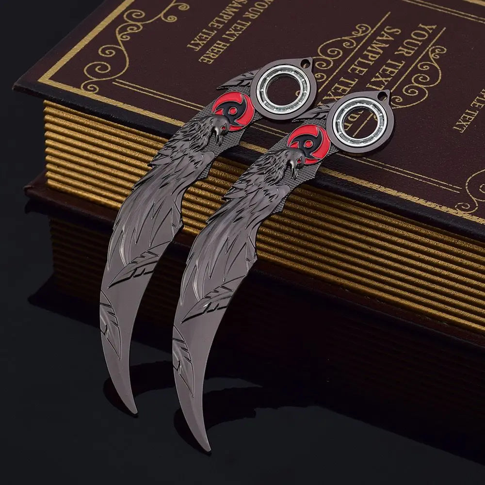 17CM Karambit Игра Живот и смърт Периферна Тъмна Луна Двойни Шипове Метален Модел Безопасност Мили Тери Влак Нож Играчки Меч Момче Подарък