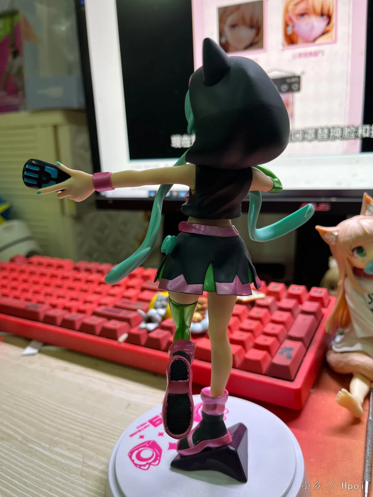 BANDAI 18CM Anime Hatsune Miku Figure Piapro Characters Live Stage Ver Model Toy Gift Action Figure Doll Ornaments PVC