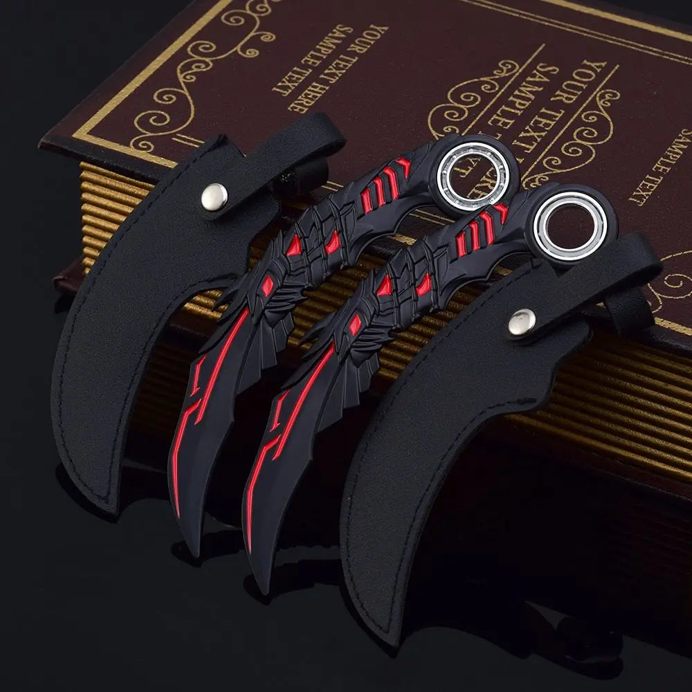 17CM Karambit Игра Живот и смърт Периферна Тъмна Луна Двойни Шипове Метален Модел Безопасност Мили Тери Влак Нож Играчки Меч Момче Подарък