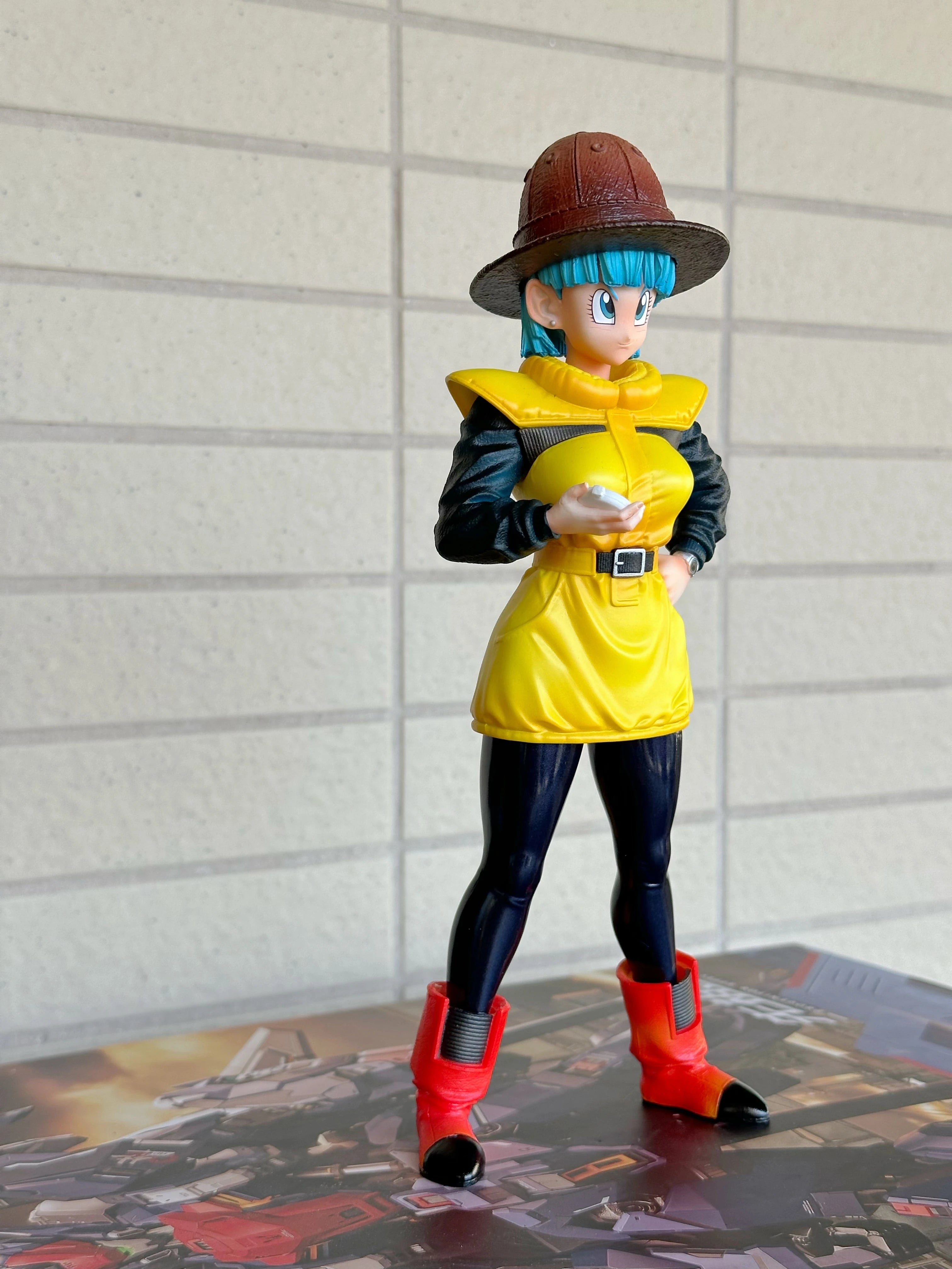 23 см Dragon Ball Z Аниме Фигурка Bulma Фигурки 2 Глави Смяна на Ръка Фигурка PVC Статуя Модел Кукла Колекционерска Украшение Играчка Подаръци