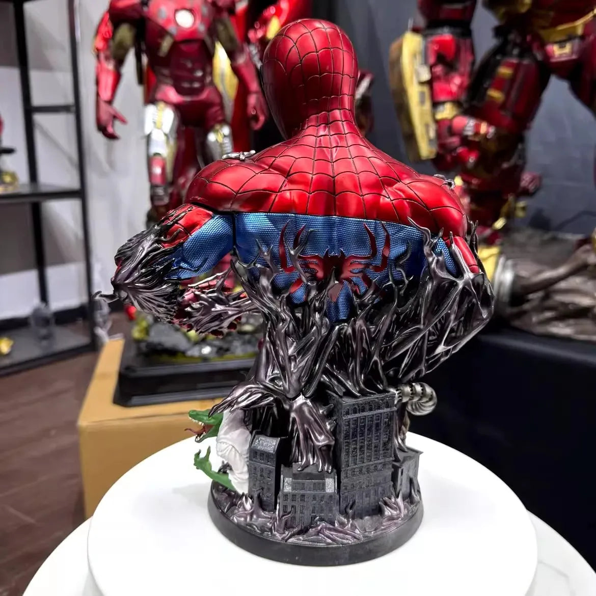 30cm Spider Man Figurine Bust Large Desktop Ornament Spiderman Models Toys Collect Xmas Festival Gift Spiderman Heroes Break Fre