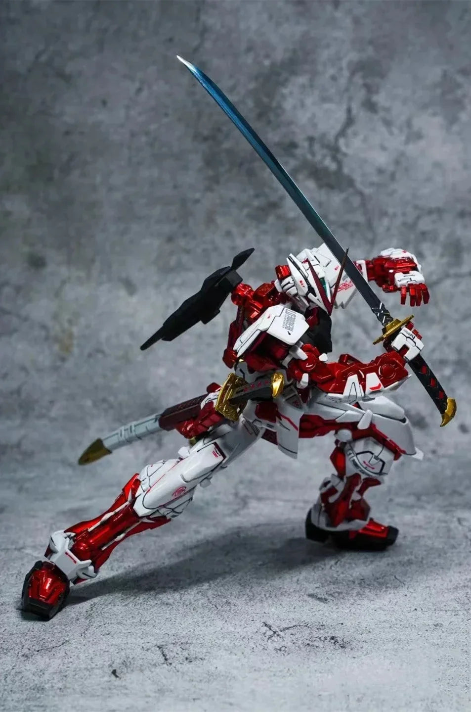 DABAN 6601 Astray Red Frame MB MBF-P02 MG 1/100 SEED DESTINY Model DIY Assembly Action Figures Anime Model Toy Gift Boyfriend