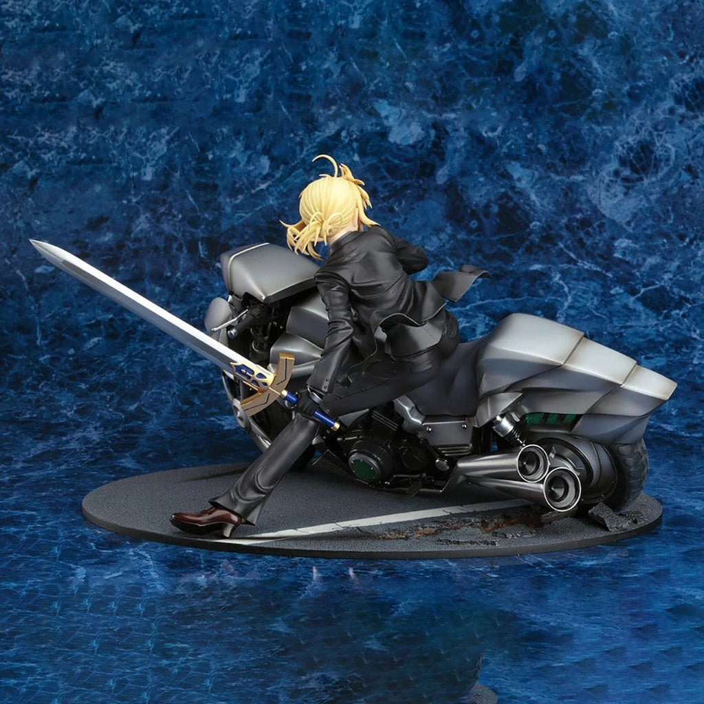 In Stock Original GOOD SMILE COMPANY Prepainted Fate/Zero Saber Motored Cuirassier Altria Pendragon Anime Figure Collection