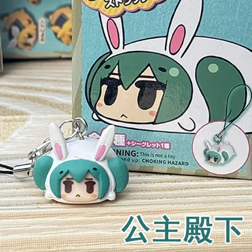 1pcs Boxed Anime Hatsune Miku Kaito Rin Len Kawaii Bee Q Version Figure PVC Model Toys Key Ring Pendant Gifts
