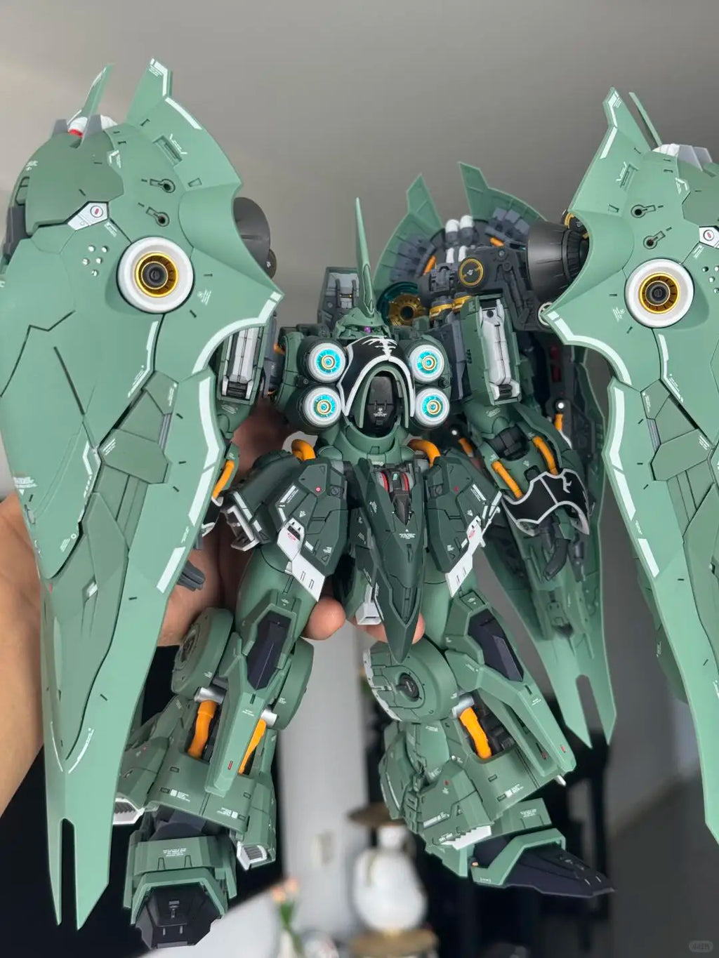 AXIS 1/100 Model kits OSIRIS  NZ-666 Kshatriya AERIAL DOMINATOR Assembling Movability Model Toy Mecha Christmas Toys Gifts