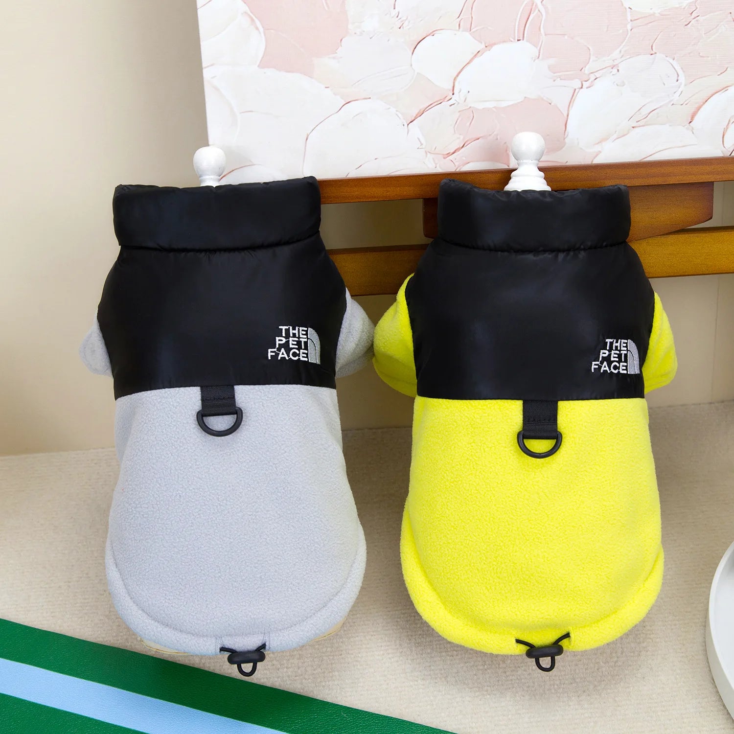 Fleece Thickened Dog Coat Autumn Winter Pet Clothes for Small Dogs with Leash Ring Sportswear Puppy Jacket Boy Girls Pet Apparel