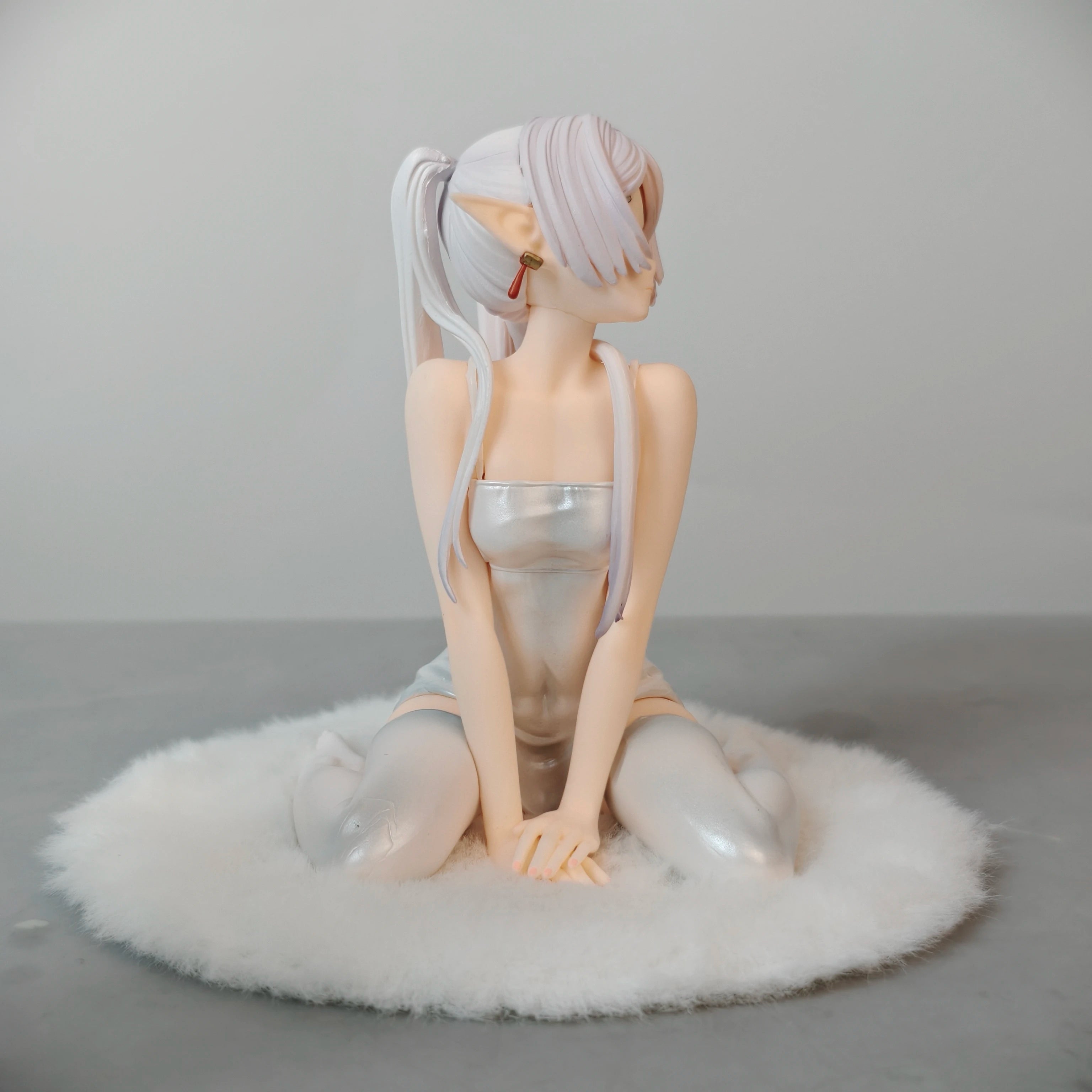 14cm 5.5 inch Anime Frieren Figures Pvc Statue Desktop Ornamen Collection Statue Model Decoration Room Desk Toys Gifts