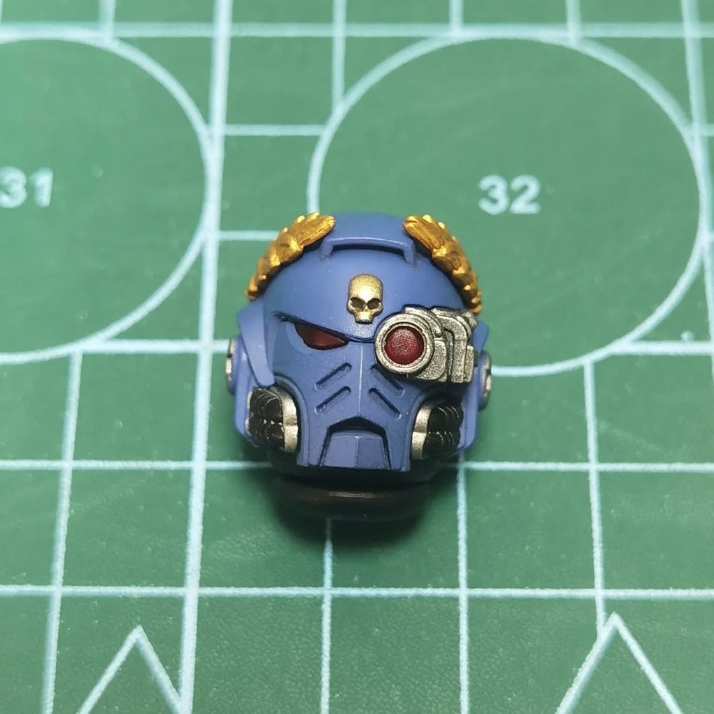 Joytoy Warhammer1/18 Action Figures Ultramarines Marneus Calgar, Chapter Master with MkX Gravis Armour and Gauntlets of Ultramar