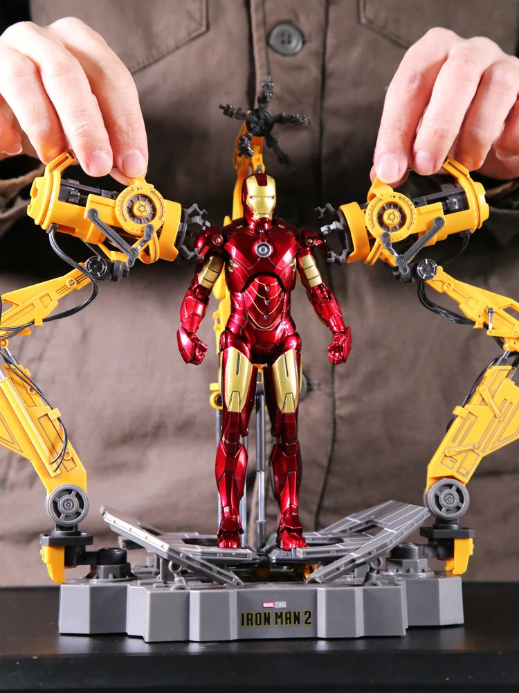 Zd Toys Suit Up Gantry с MK4 Iron Man Gantry Оригинален 1/10 Тони Старк Модел Екшън Фигурка Колекционерска играчка Подарък за дете