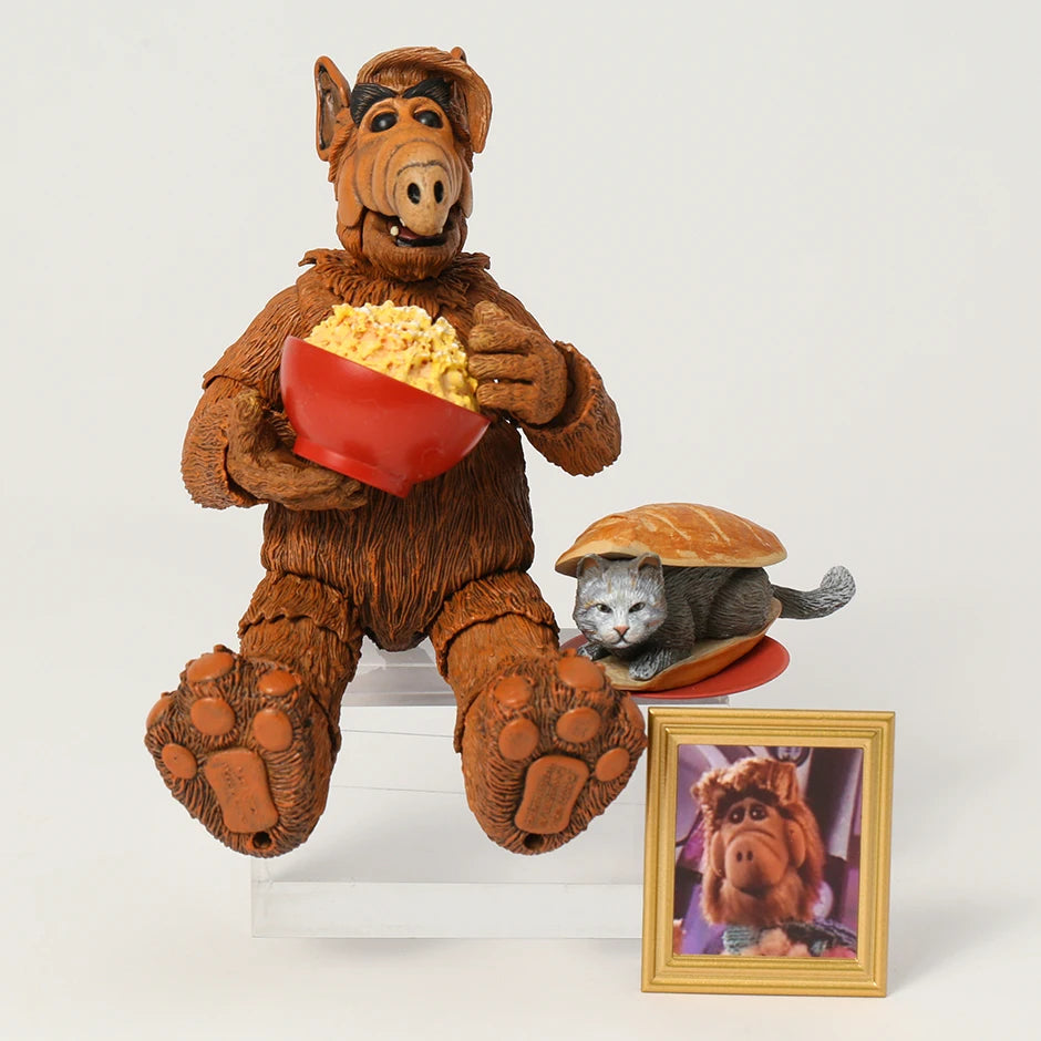 NECA Alf Ultimate 7-Inch Scale Action Figure Figuine Model Decoration PVC Toy