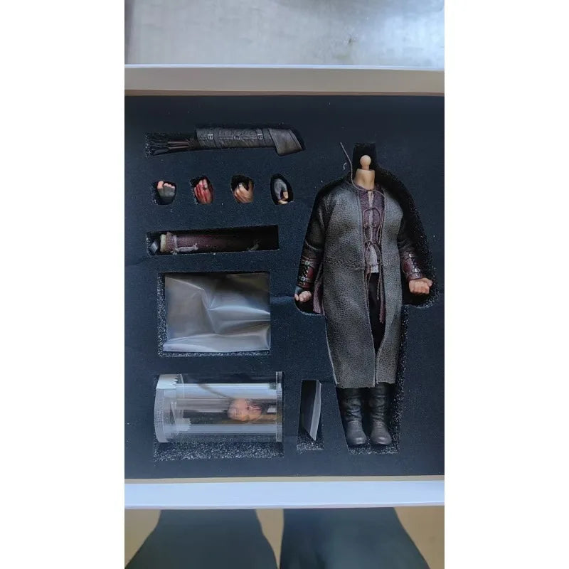 In Stock  Hellcat 1/12 King of The West Aragorn Gift Collection Action Figure