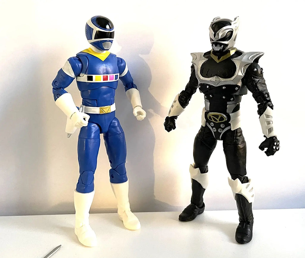 Hasbro Power Rangers Lightning Collection in Space Blue Ranger Vs. Silver Psycho Ranger 2-Pack 6-Inch Action Figure Toys F2047