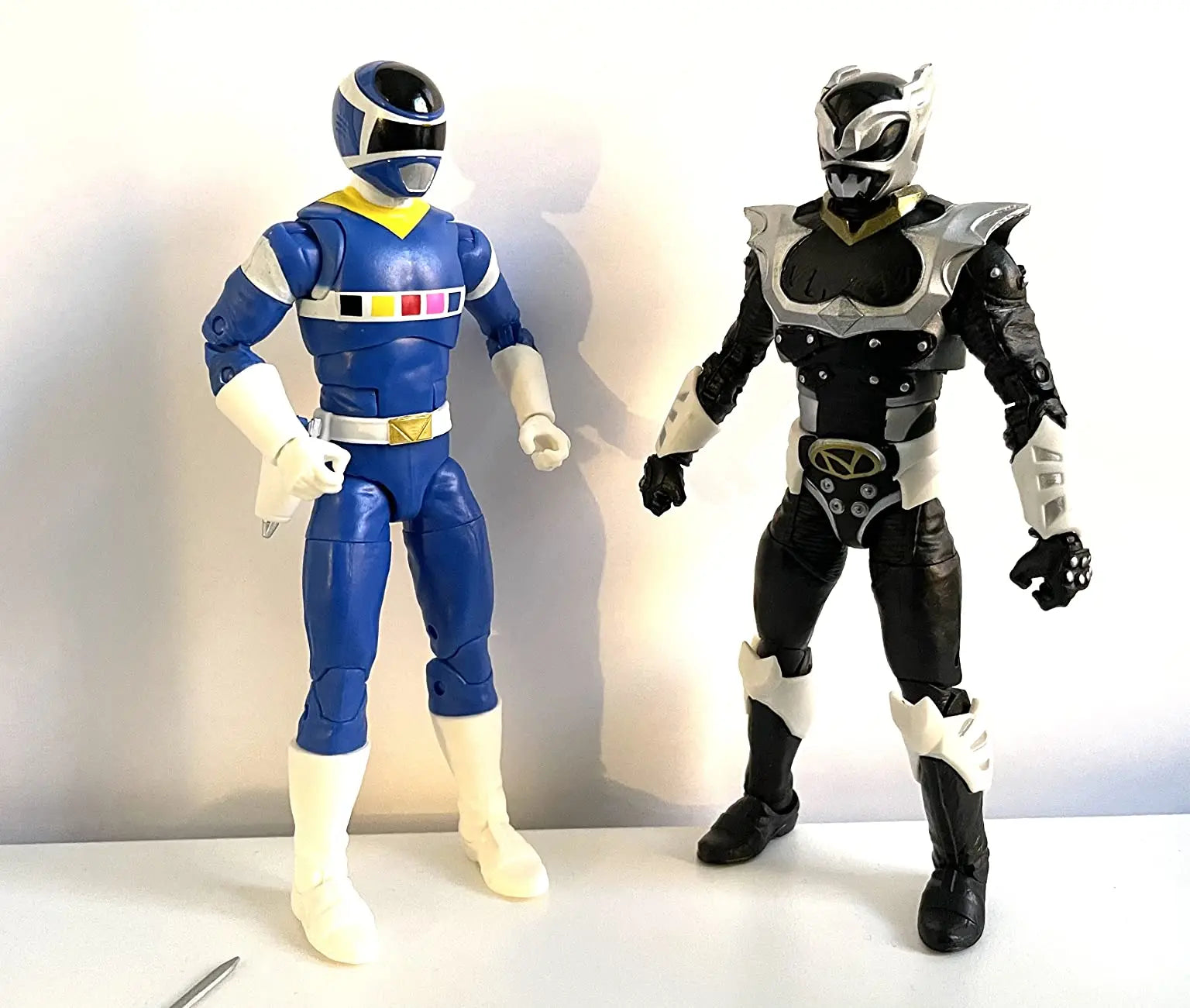 Hasbro Power Rangers Lightning Collection in Space Blue Ranger Vs. Silver Psycho Ranger 2-Pack 6-Inch Action Figure Toys F2047