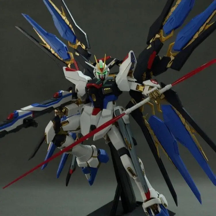 In Stock PG 1/60 DABAN Strike Freedom Assembly Model Kit with Head Led ZGMF-X10A Plastic Model Kits Action Figures Toys Gifts