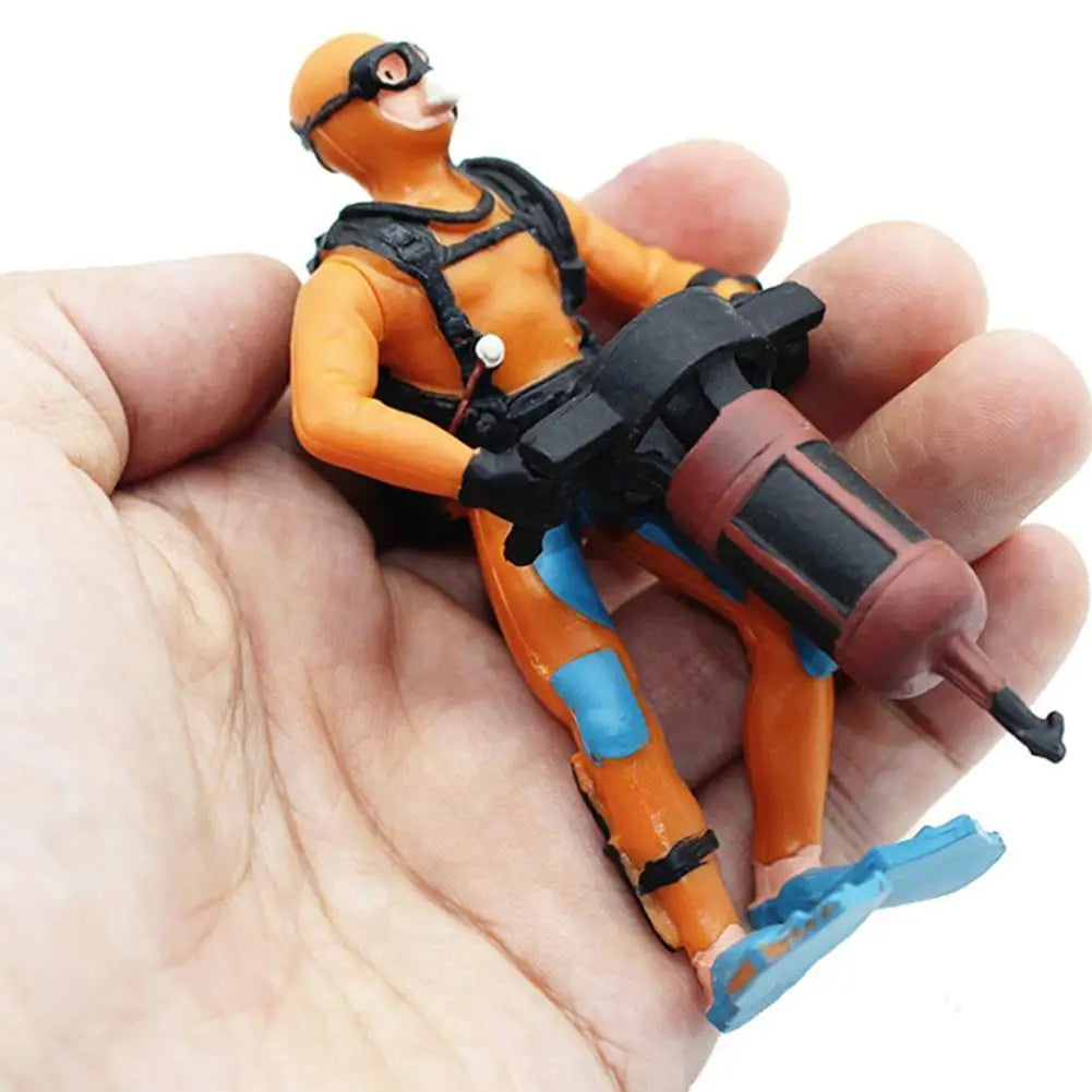 Miniature Diver Figurines Models Ornaments Diving Enthusiast People Mini Swimmers Figurines Plastic Diver Toy Figures Room Decor