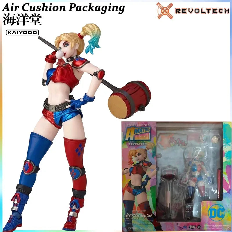 Kaiyodo Genuine Revoltech AMAZING YAMAGUCHI Series Batman Harley Quinn Comics Red Blue Double Ponytail Action Figures Model Toys