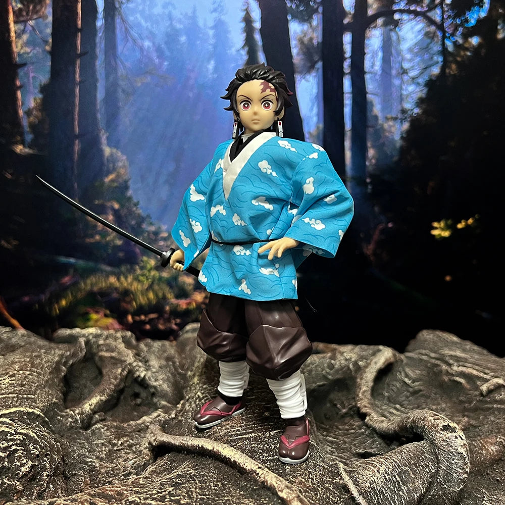 Demon Slayer Anime Shf Kamado Tanjirou Handmade Training clothes Built In Iron Wire Is Suitable for 1/12 Movable Humanoid Toy