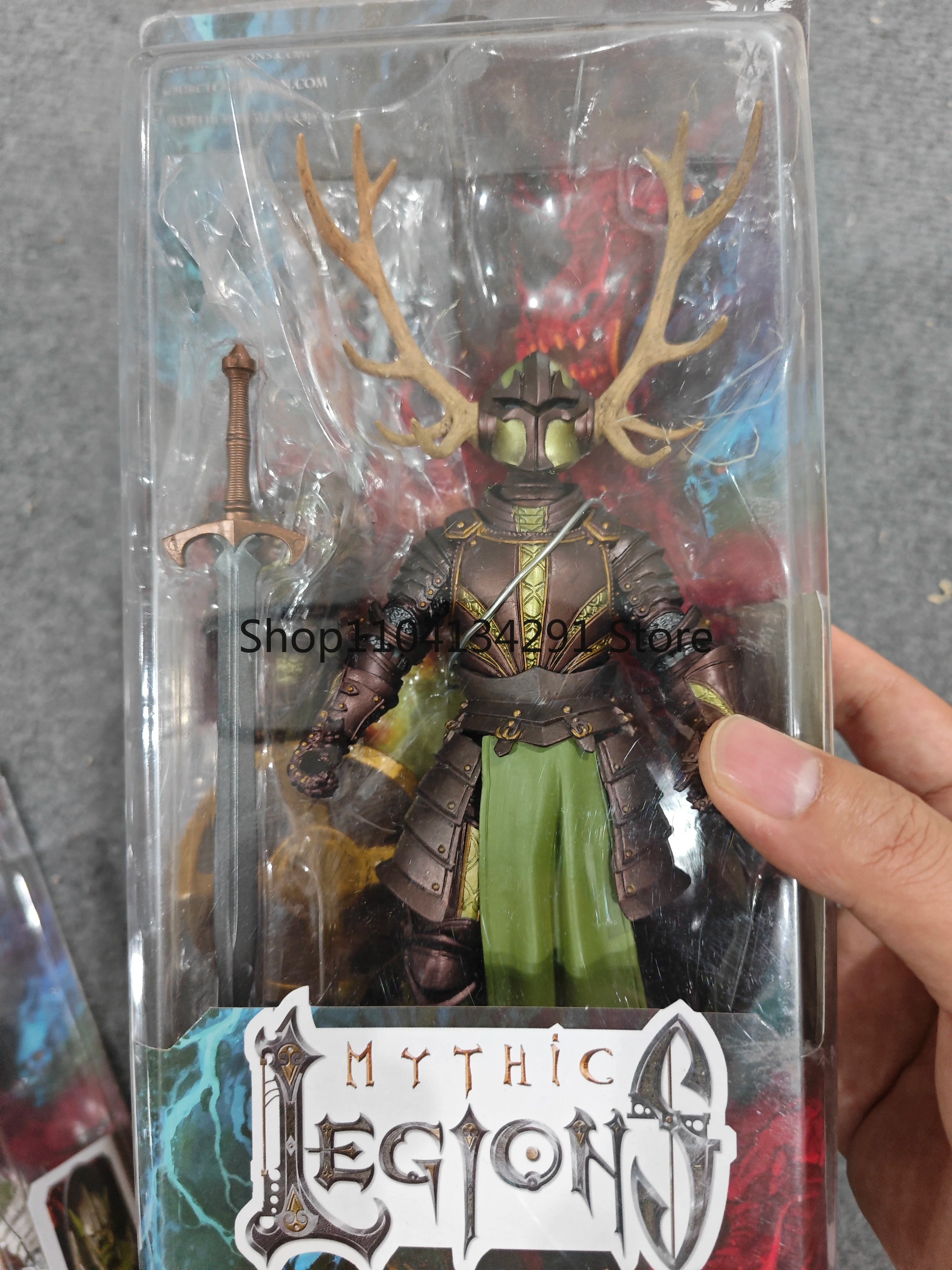 Original Edition Four Knights Mythic Legion Silverhorn Sentinel Silver Armor Beastman Black Knight Action Figure