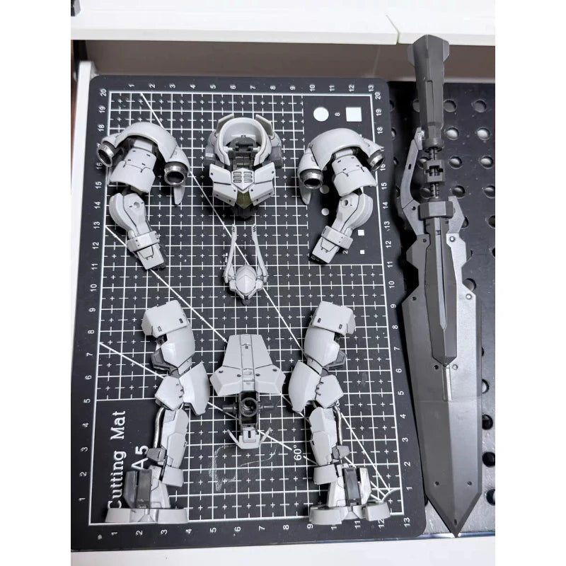 В наличност НОВ HG 1/144 TX Модел Helmwige Reincar Комплект Модел за сглобяване Екшън Фигурки Колекция Модел Робот Пластмасови Момчета Детски Играчки