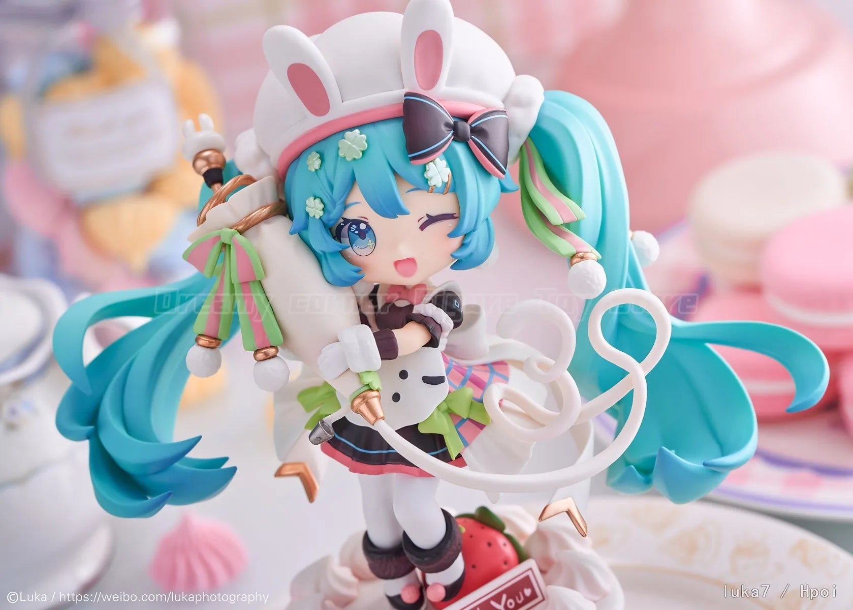 【In Stock】BEBOX Piapro Characters Hatsune Miku 39 Yan Ye Ver Figure Toy Ornament