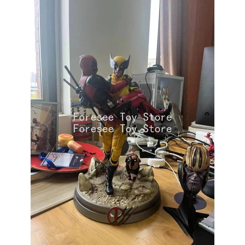 Wolverine Deadpool Anime Figure 1/4 Marvel Cuddle Collection Model Comics Figure Resin Desktop Ornament Gifts Children Toys
