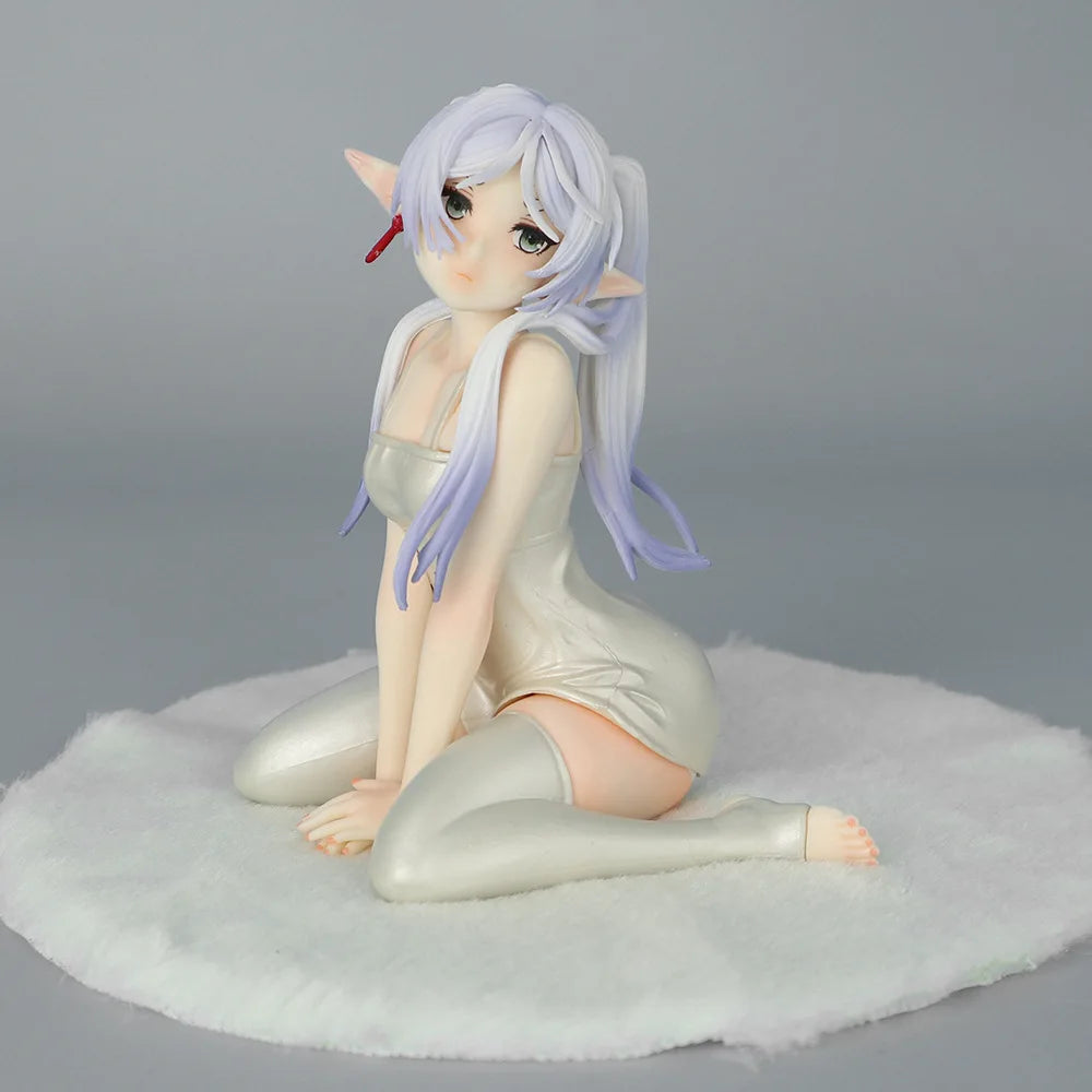 Frieren Beyond Journey'S End Kneeling Action Figure With Blanket White Stockings Statue Collectible Model Desktop Ornament Gifts