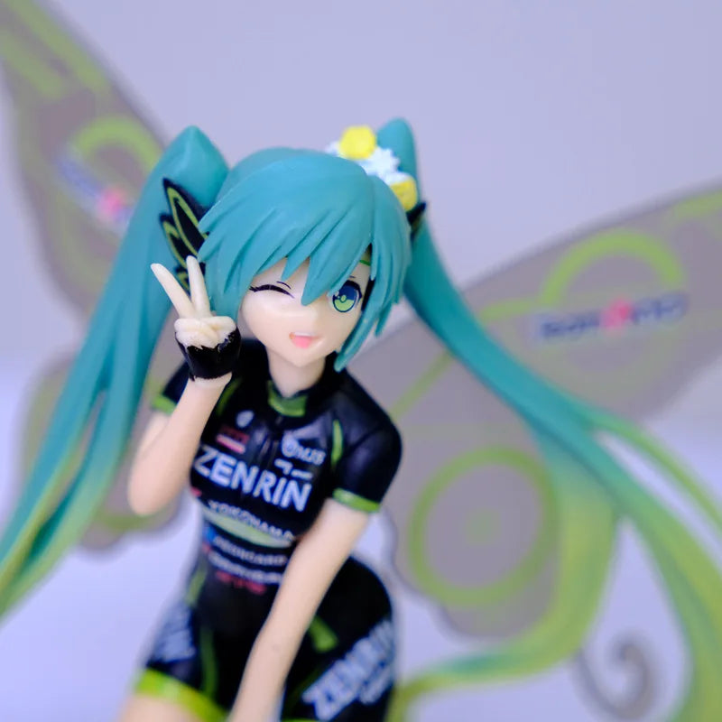 New Anime Beautiful Butterfly Hatsune Miku Action Figure Anime Collectible GK Model Children Kawaii Kids Friends Birthday Gift