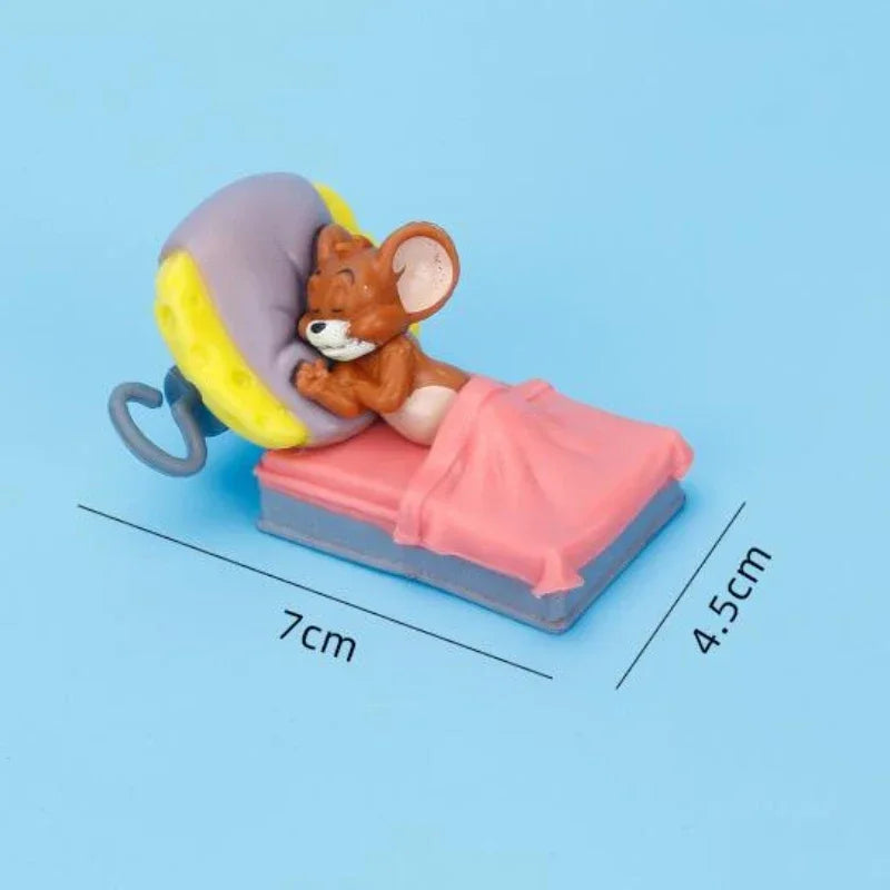 Toms and Jerrys Action Figures Model Children Doll Car Ornaments Desktop Ornament Collection Gift Toy
