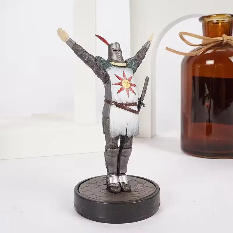 Dark Souls Solaire of Astora Figure Dark Souls Bust Statue Half-length Armor Scene Base Remake Action Figure Doll Toy Gifts