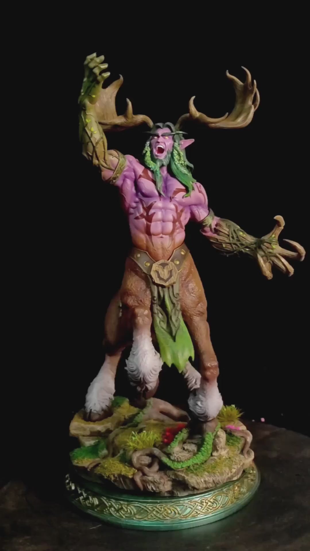 World of Warcraft: Cenarius, the Lord of the Forest.  Overall height 26 cm, 1/10 scale GK